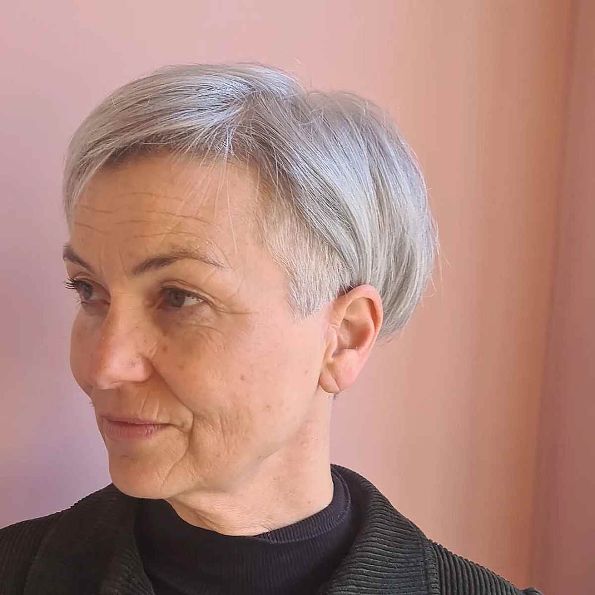 Shaved side on pixie hair for women in the 60s