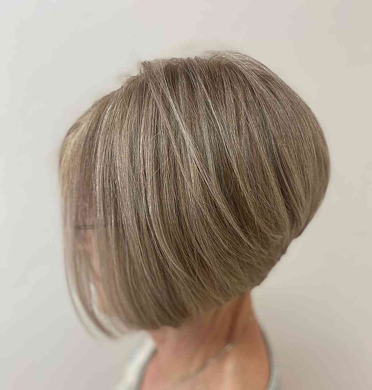 Short A-Line Bob with Bouncy Layers