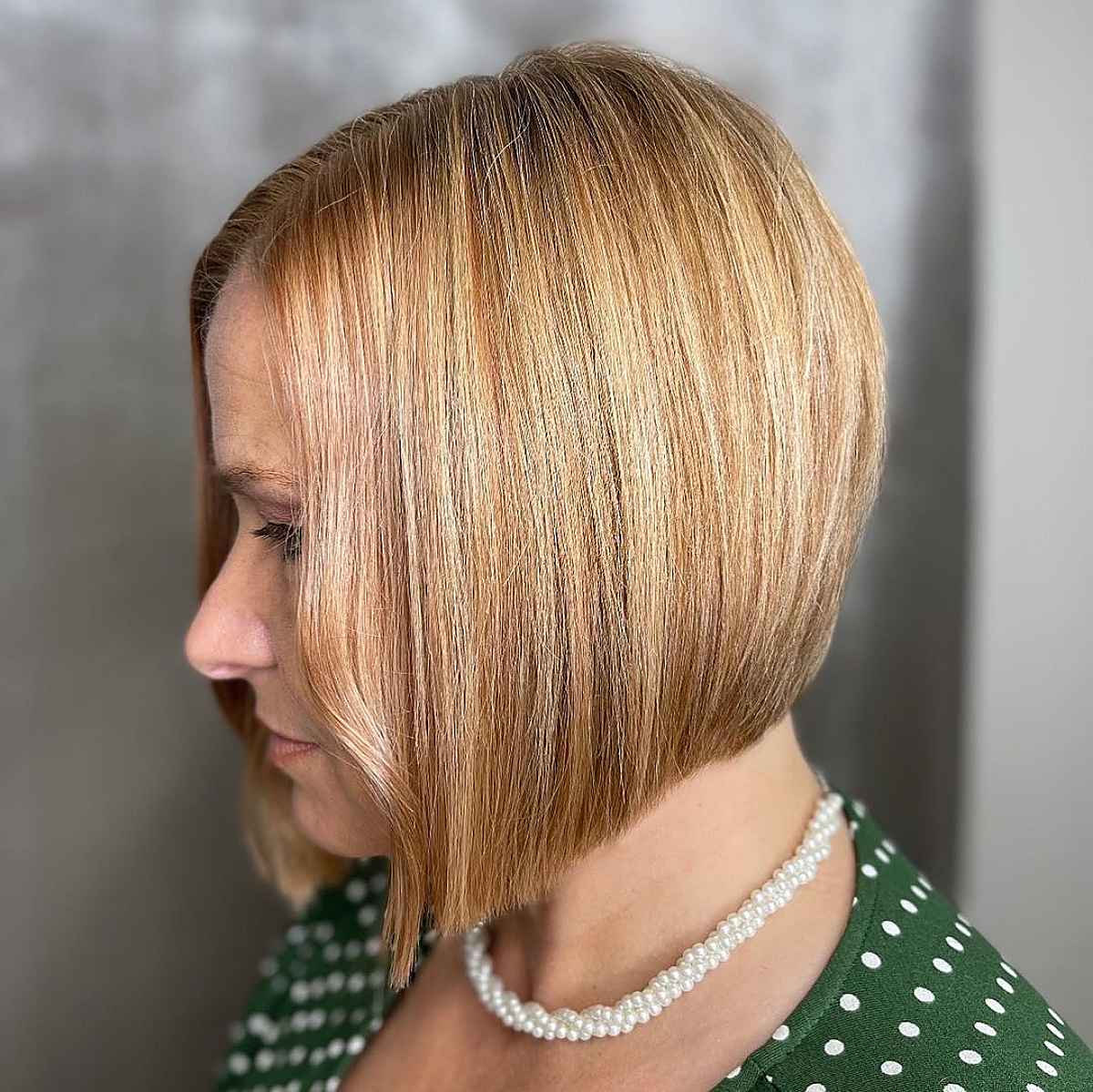 short a-line stacked bob