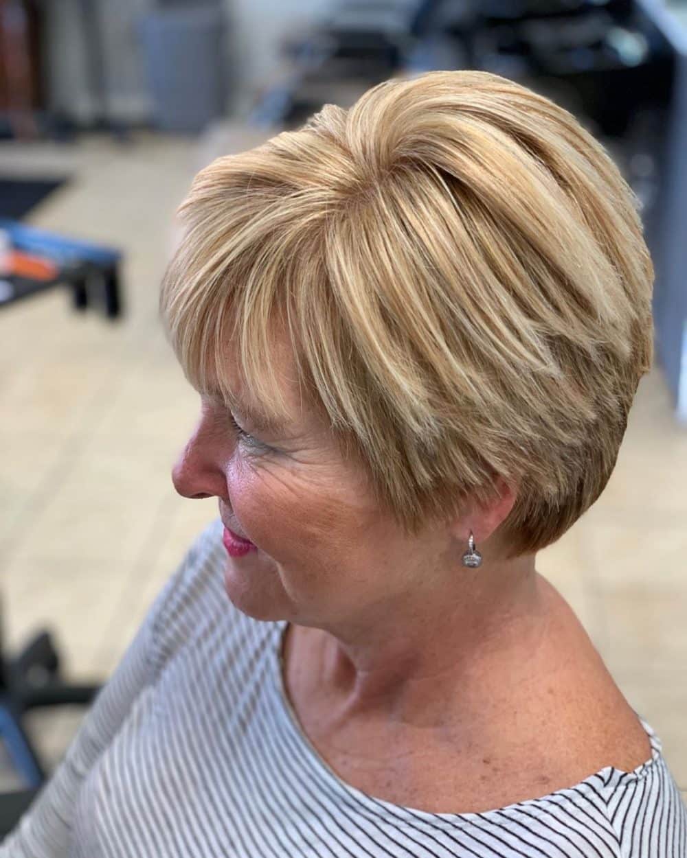 28 Flattering Haircuts for Women Over 70 to Look a Few Years Younger