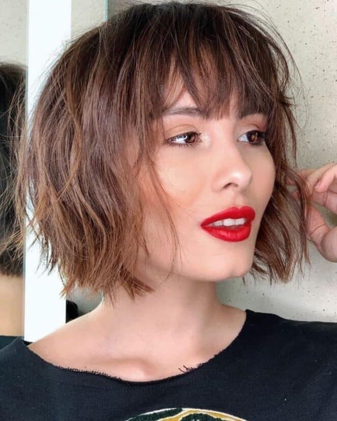 33 Trendy Choppy Bob With Bangs For A Modern Beachy Style 33 Trendy Choppy Bob With Bangs For A Modern Beachy Style