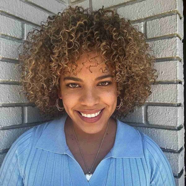 70+ Trendy Short Curly Haircuts & Hairstyles for 2024