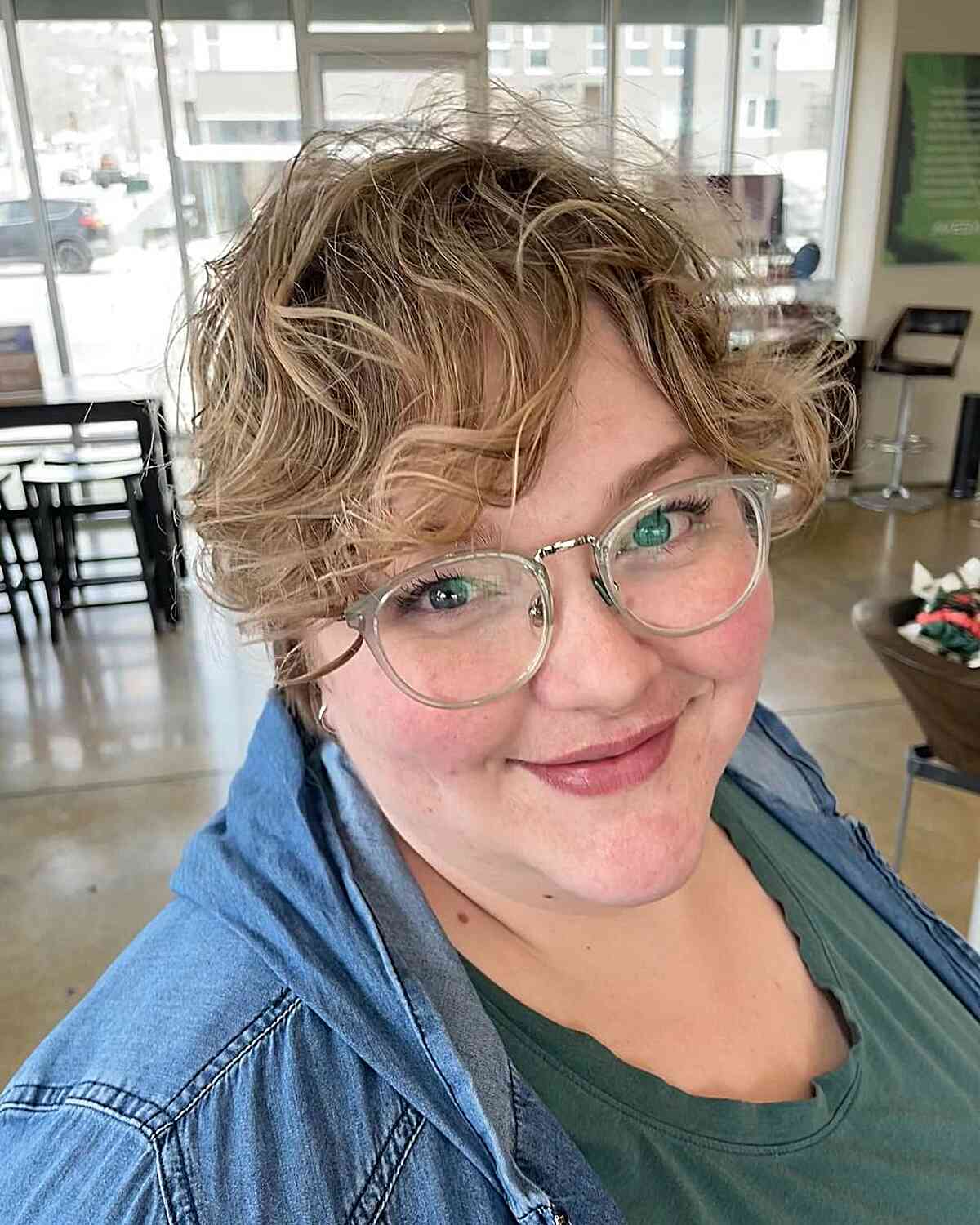 Short Cute Bixie with Messy Curls for Round Faces and for women who wear glasses