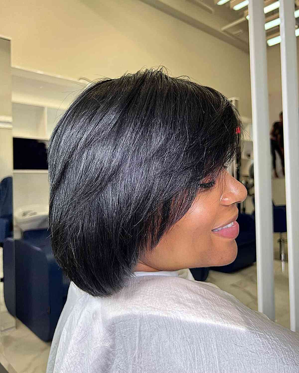 short feathered bob hairstyles for black woman