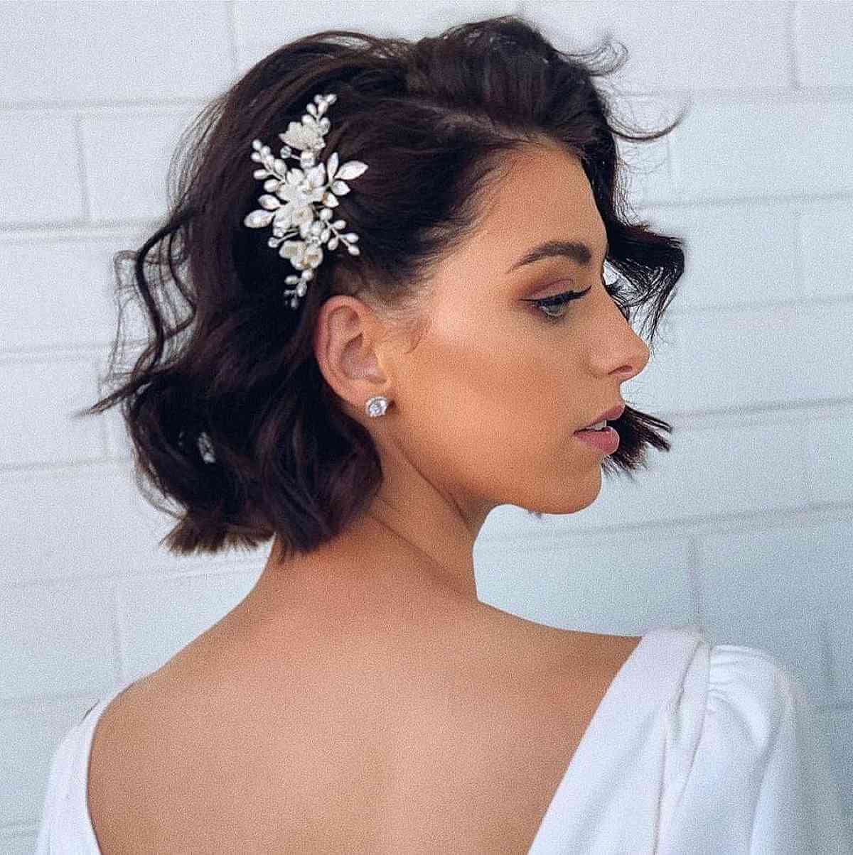 Short Gorgeous Waves with a Deep Side Part for Weddings
