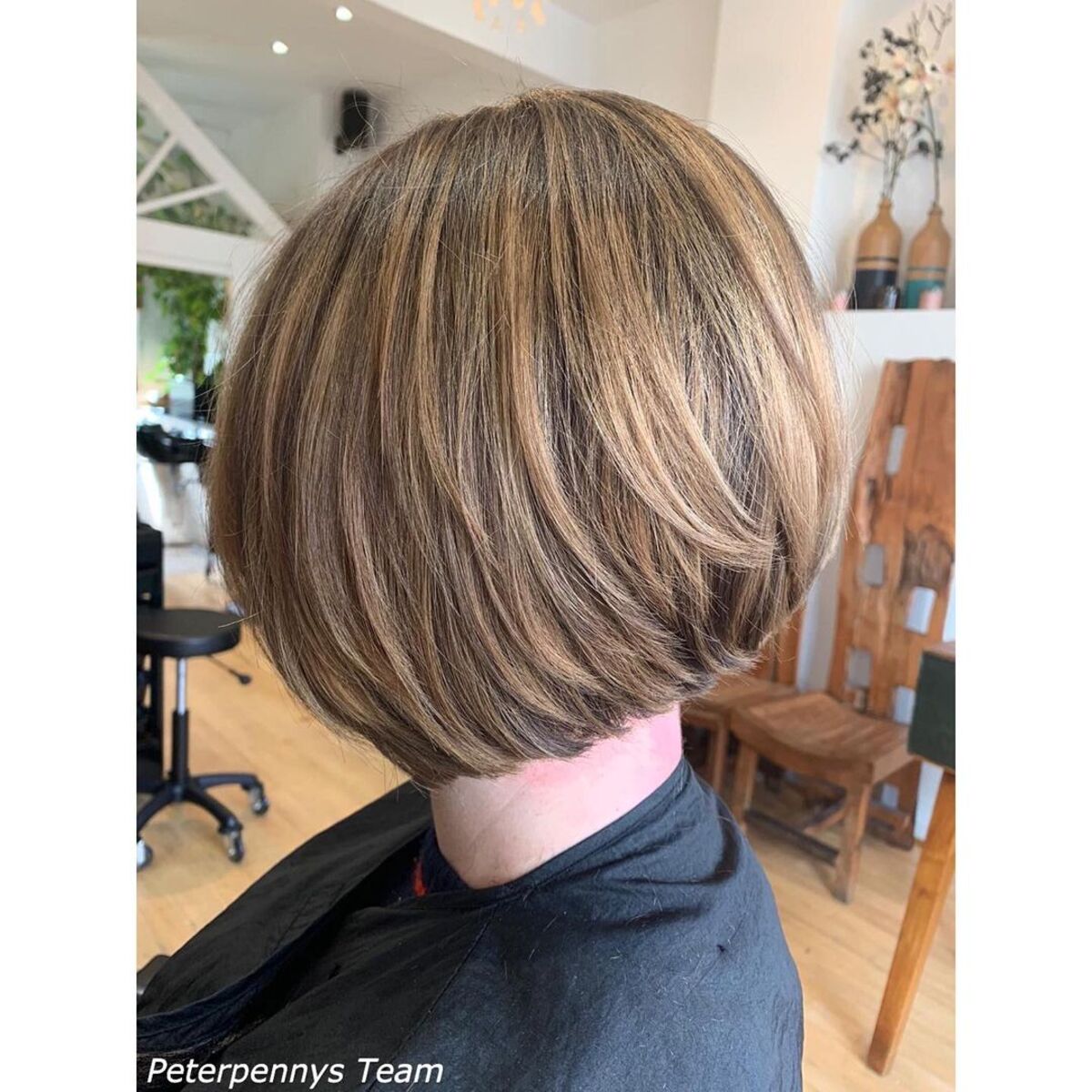 short graduated bob with layers for straight hair
