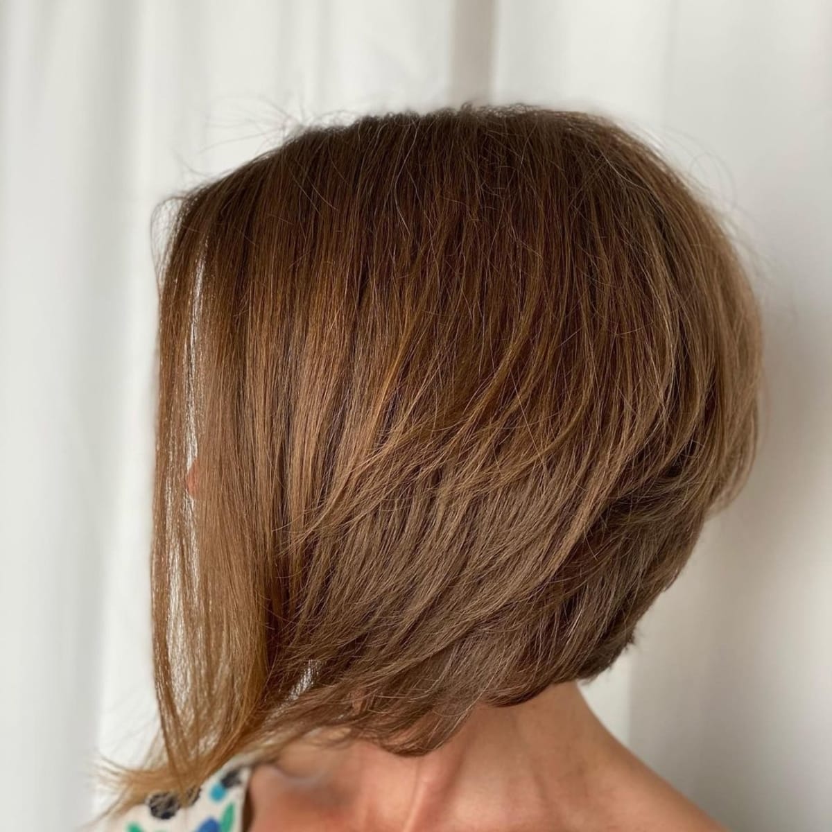 Short graduated bob with stacked layers