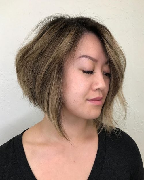 Short Inverted Bob for Thick Hair and Oval Faces