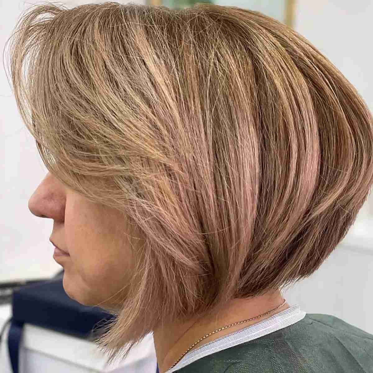 Highlighted Stacked Bob Hairstyle