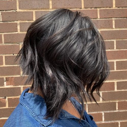 short layered bob hairstyle for black woman