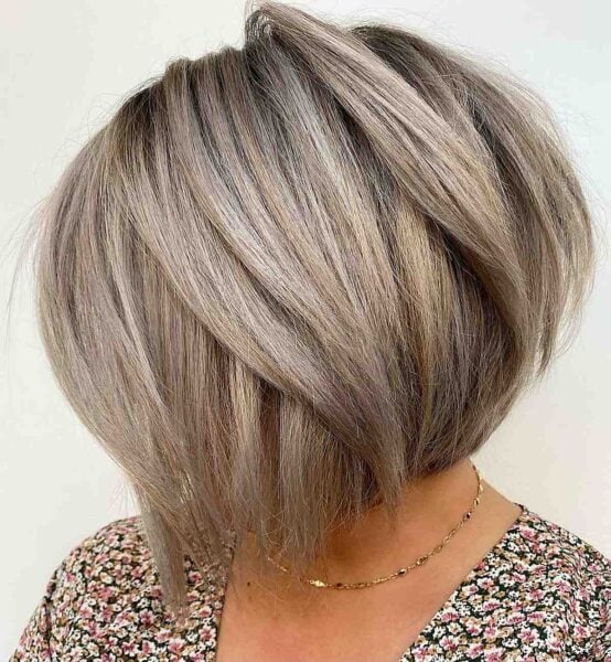 38 Flattering Short Haircuts for Older Women in 2022