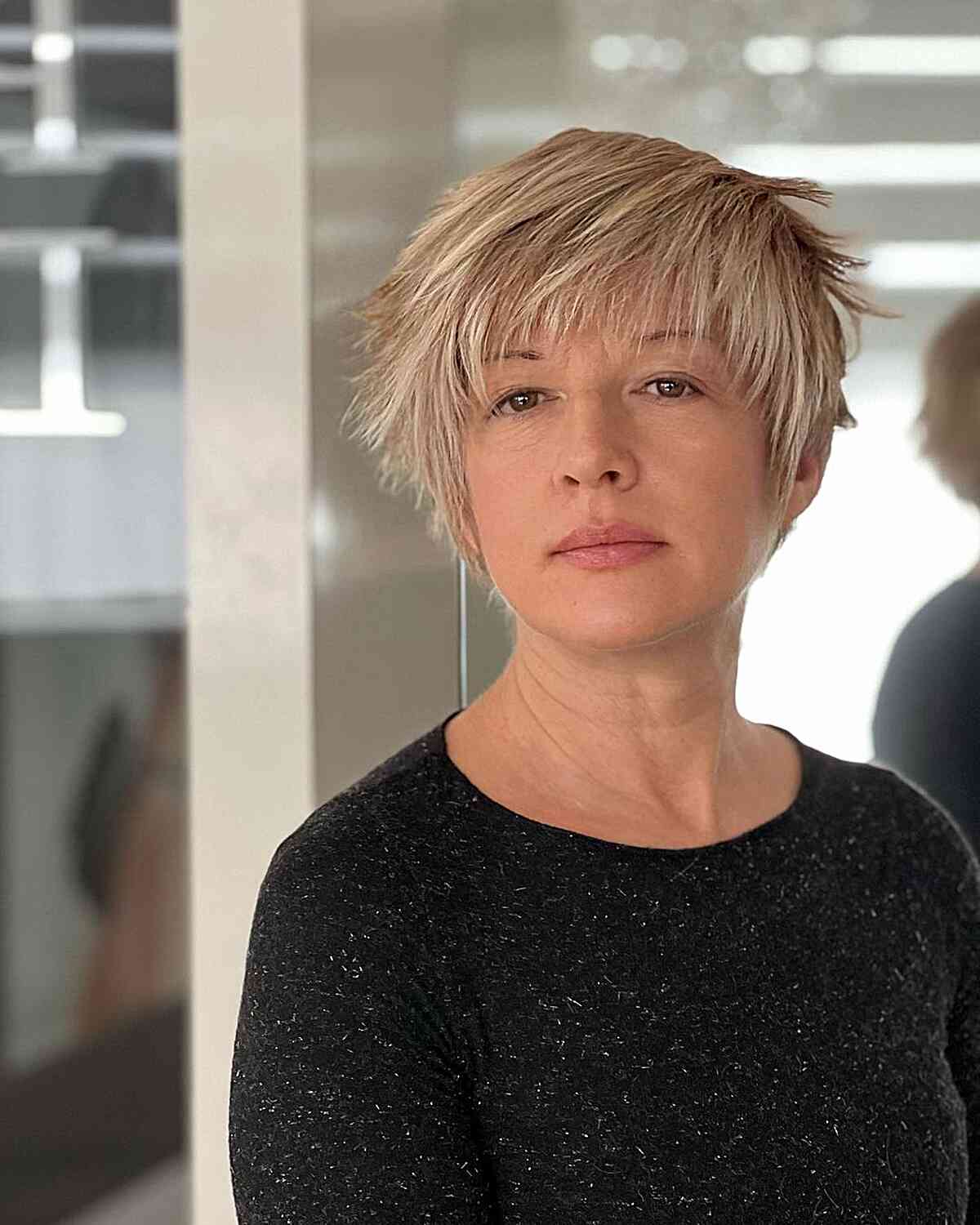 Short Messy and Choppy Straight Hair for Old Women with a square face