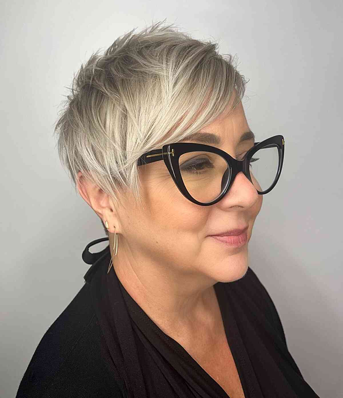 Short Messy, Straight Pixie Cut for Ladies Aged 40