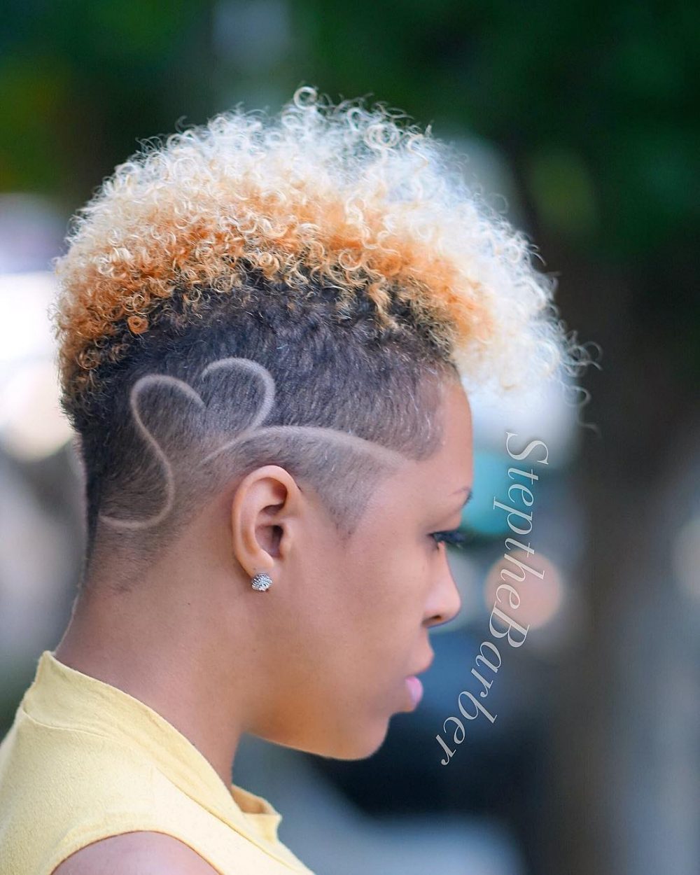 Short natural frohawk with heart lines