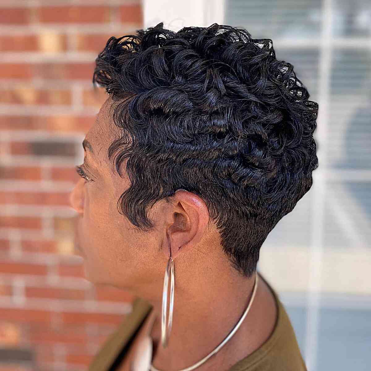 short sassy haircut for african american