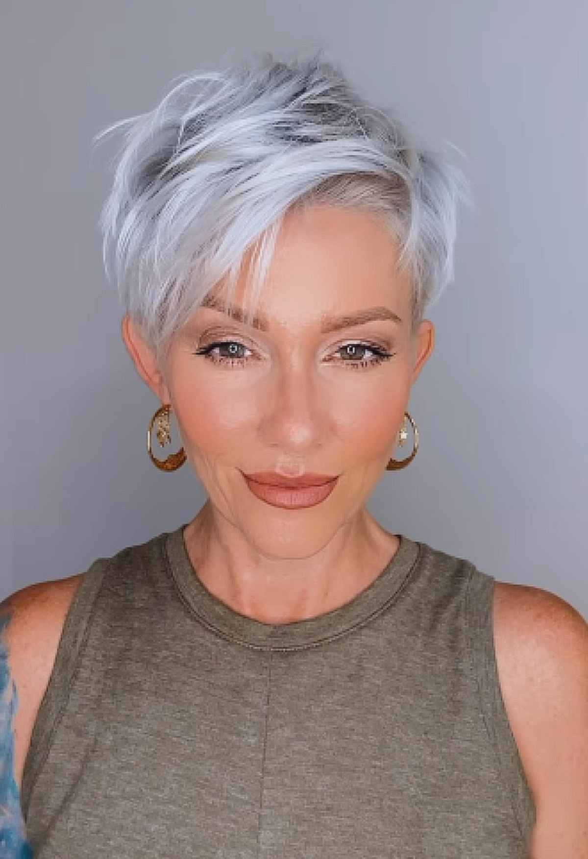 54 Stunning Silver Hair Color Ideas for 2023