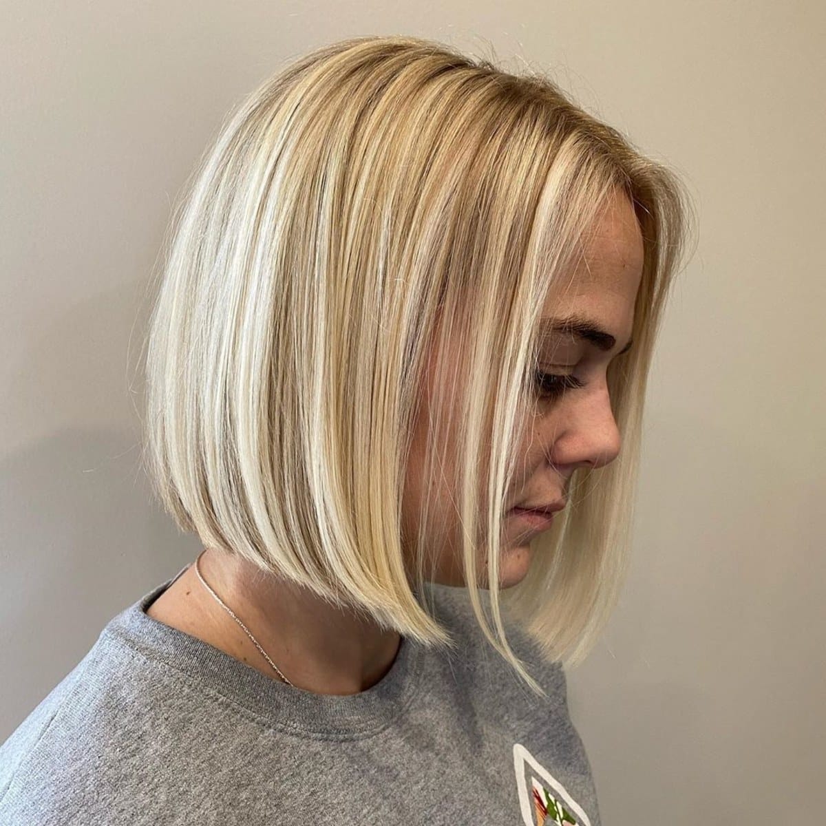 12 Short Blonde Hairstyle Ideas for Summer | Wella Professionals