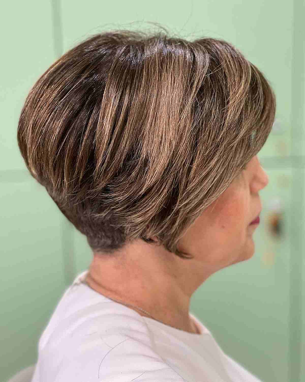 Short Tapered Bixie with Highlights and Layers