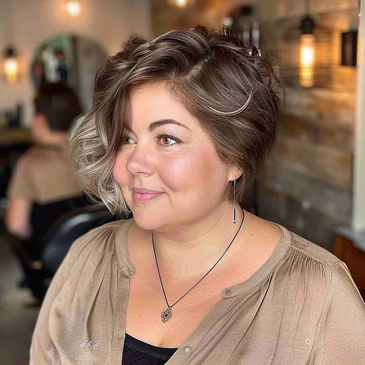 Short textured bob for round shaped faces