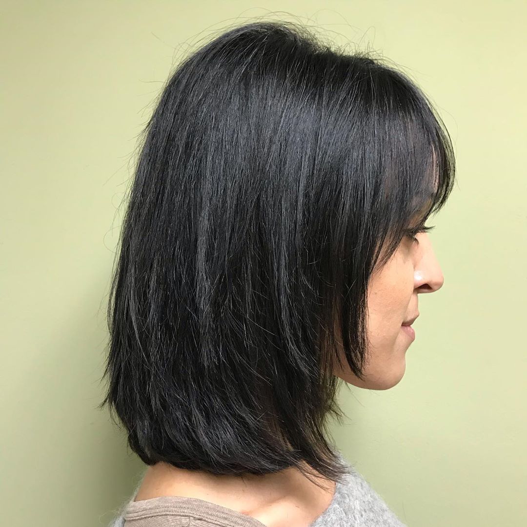 Short to Medium-Length Layered Cut for Straight Hair