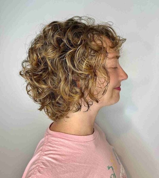 60+ Gorgeous Short Curly Hairstyles to Perfectly Shape Your Curls