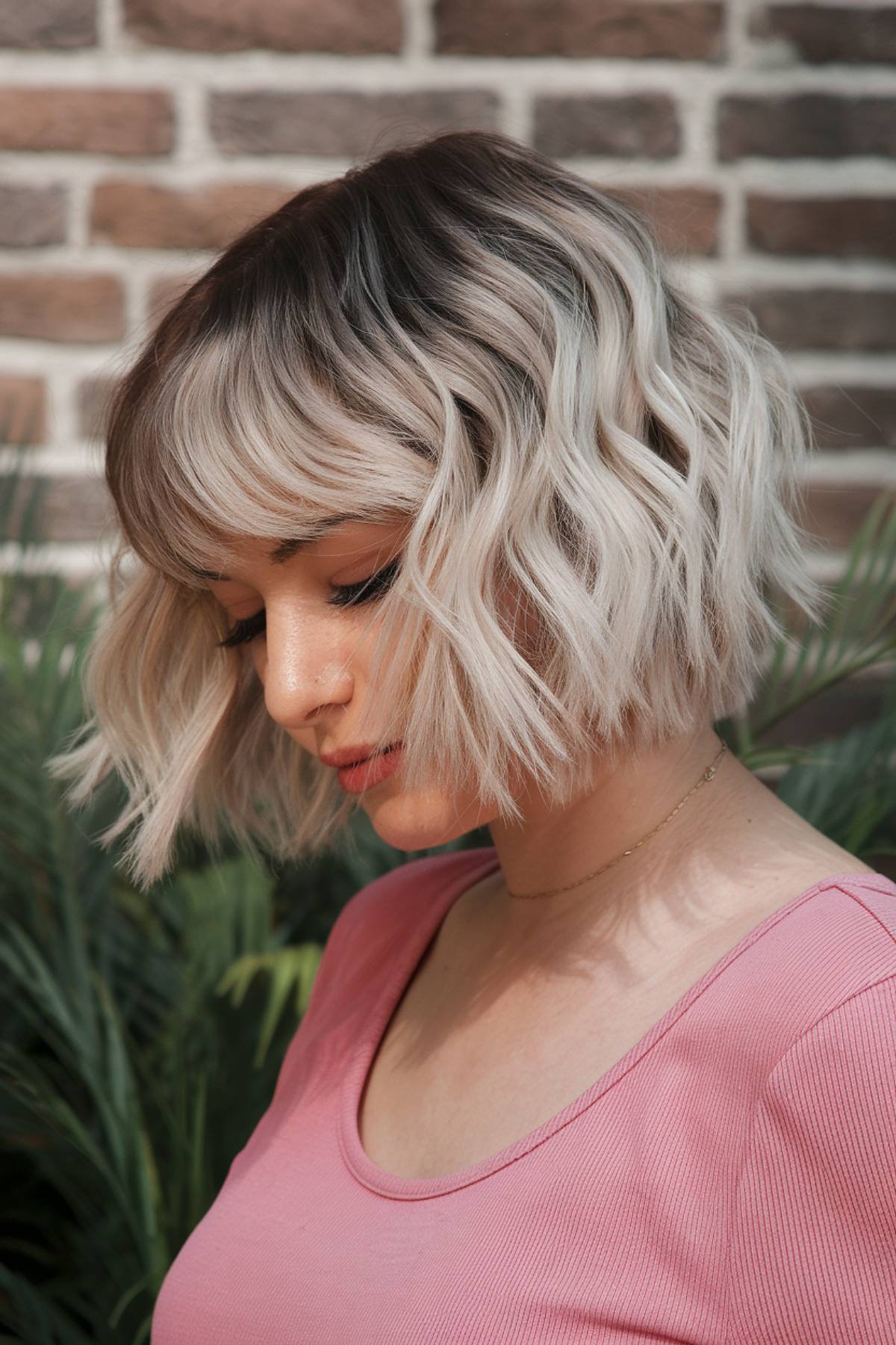 Short wavy shag hairstyle