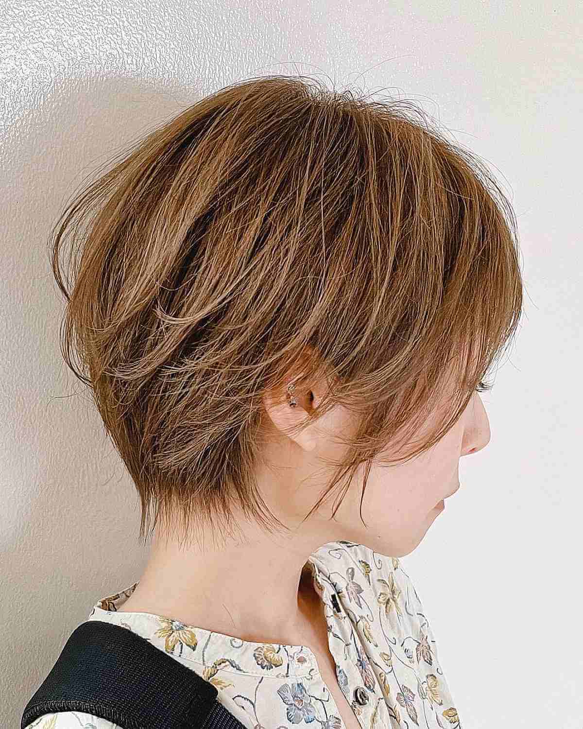 Short Wispy Layered Hair with Jagged Ends