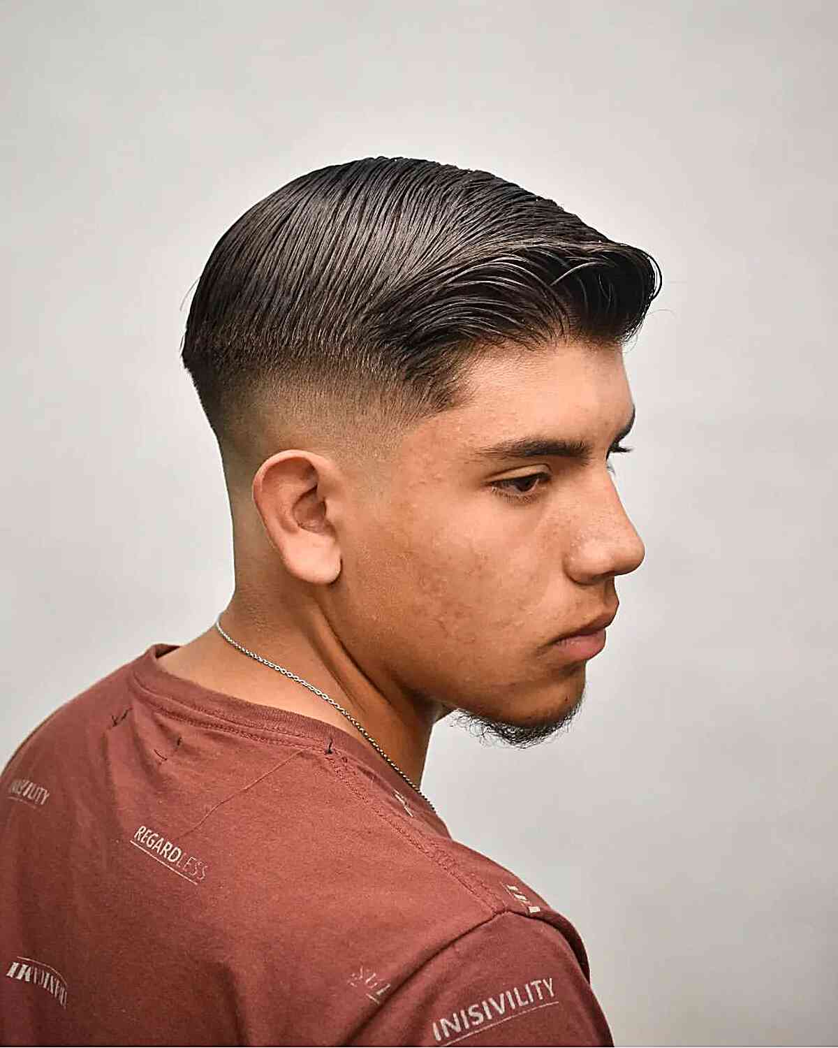 5 Classic, Simple and Low Maintenance Haircuts for Men - When choosing a  hairstyle, you want… | Mens hairstyles thick hair, Low maintenance haircut,  Classic haircut