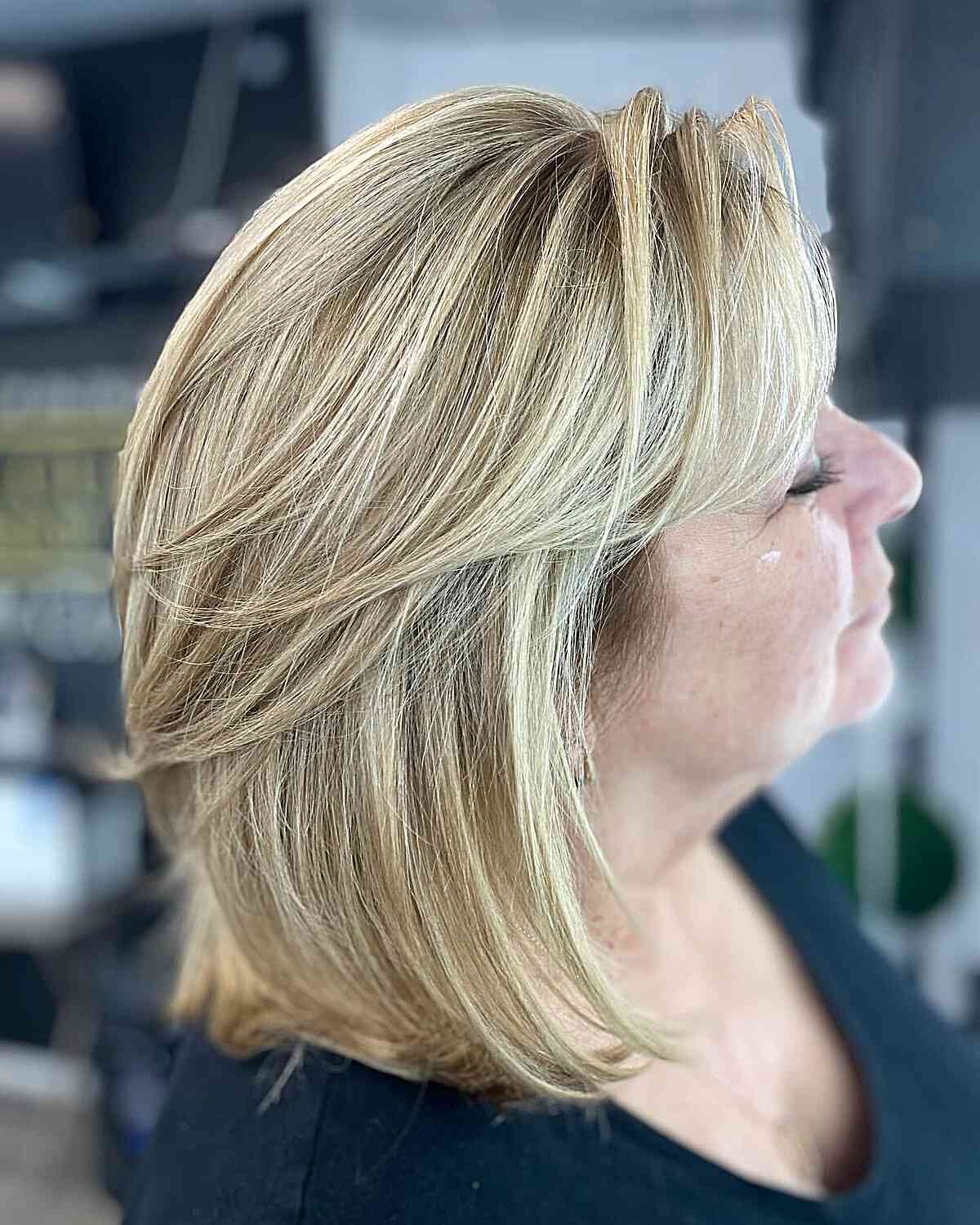 Shoulder-Grazing Blonde Hair with Layers for Plus-Size Older Ladies Over Fifty