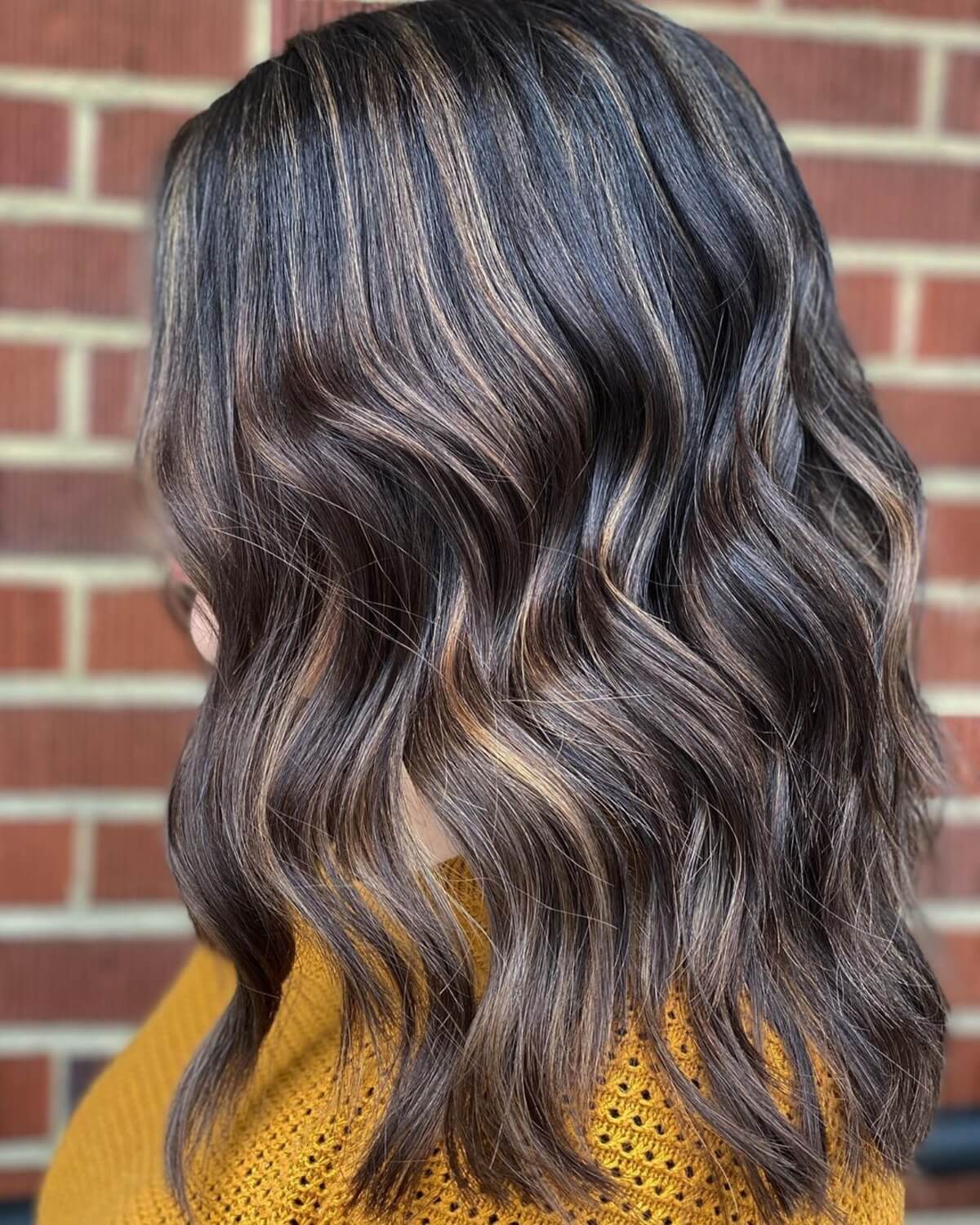 32 Trending Ways To Combine Dark Brown Hair with Caramel Highlights