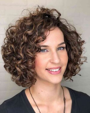 70+ Trendy Short Curly Haircuts & Hairstyles for 2023