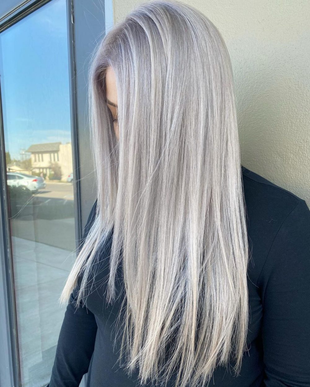 Silver Blonde Hair How To Get This Trendy Color For 2023   Silver Ash Blonde 2 1000x1250 