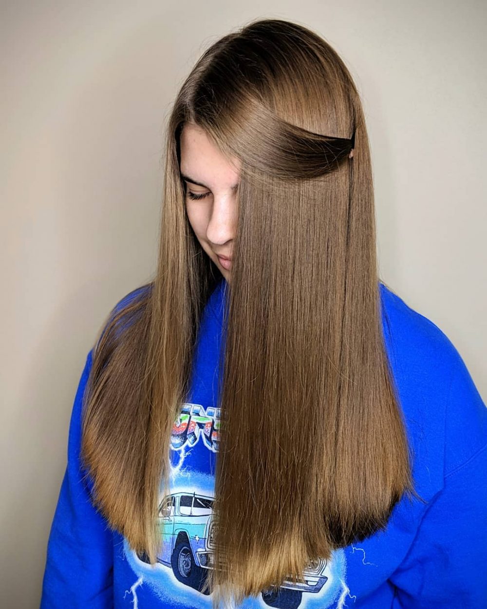 Simple Long Straight Hair with Bangs to the Side