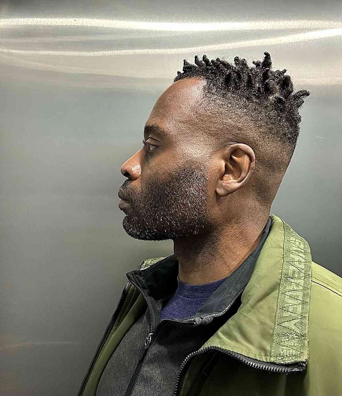 Skin Fade Twist Hairstyle for Men's Freeform Dreads Short Hair