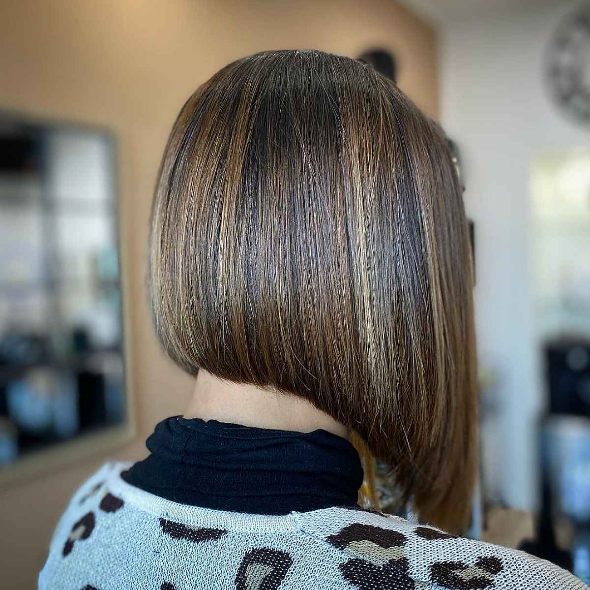 A Sophisticated & Sleek Inverted Bob Style