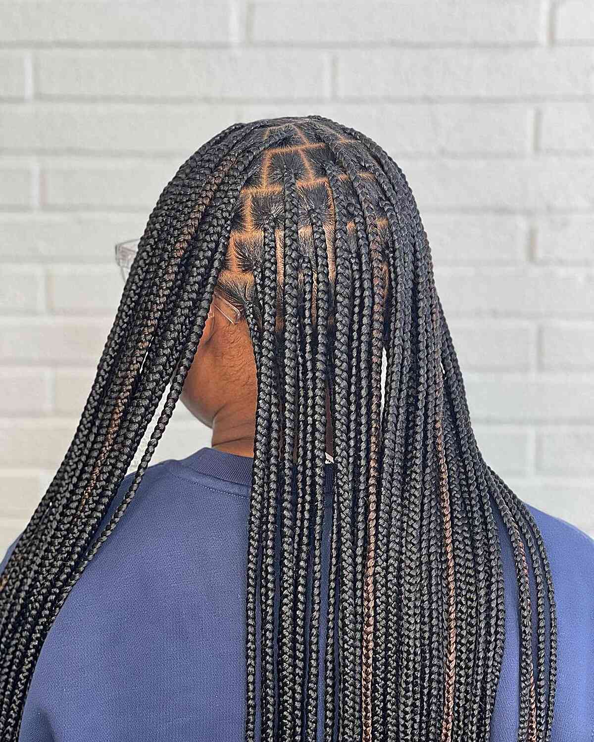 Long Small-Sized Black Knotless Traditional Box Braids with Soft Brown Highlights