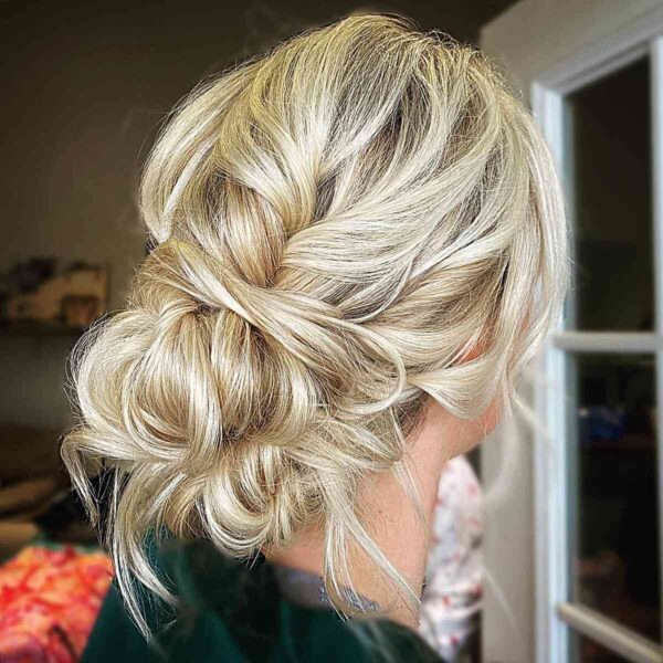 25 Prettiest Prom Updos for Long Hair for 2024