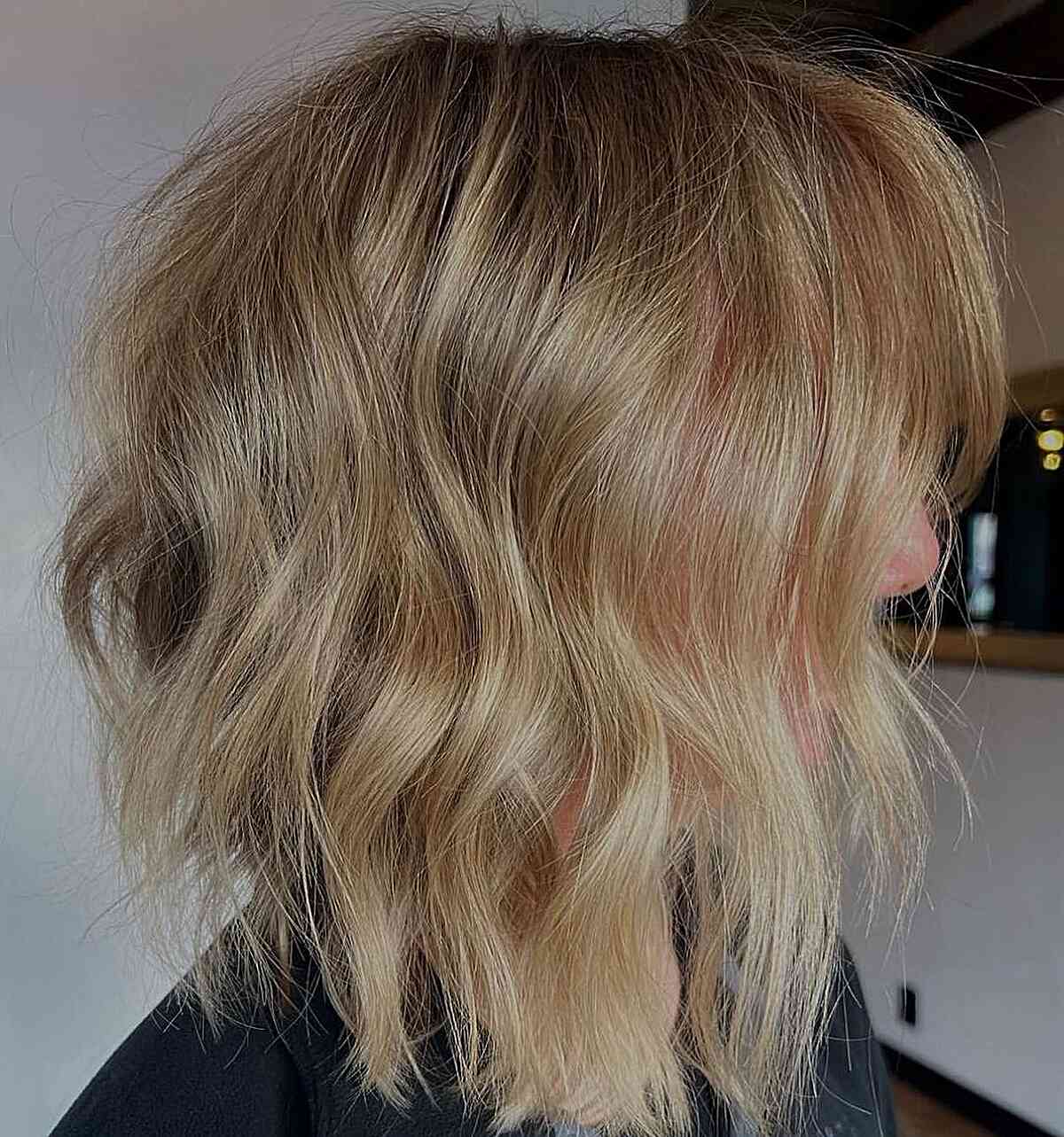 Soft Messy Waves with Angled Layers on a Lob