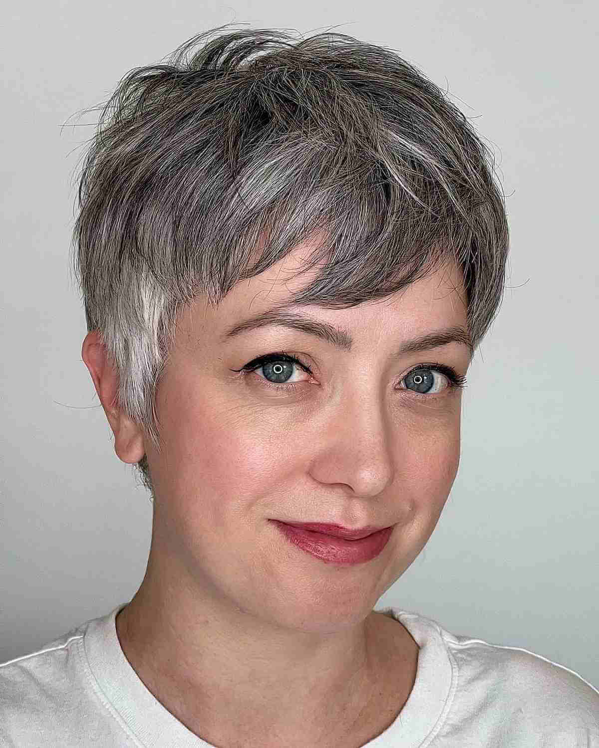 Soft Tousled Pixie Crop for Round Faces
