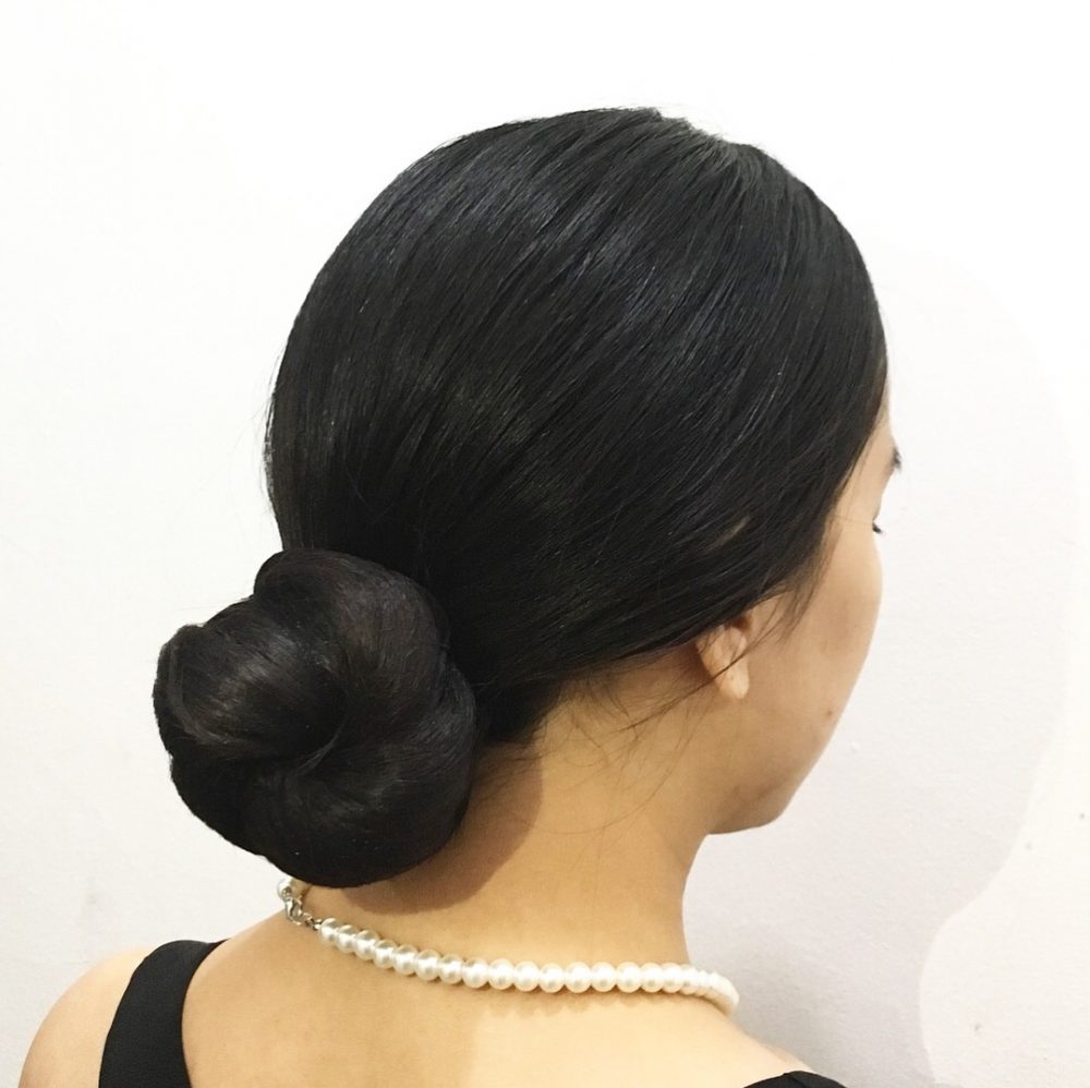 Sophisticated & Effortless hairstyle