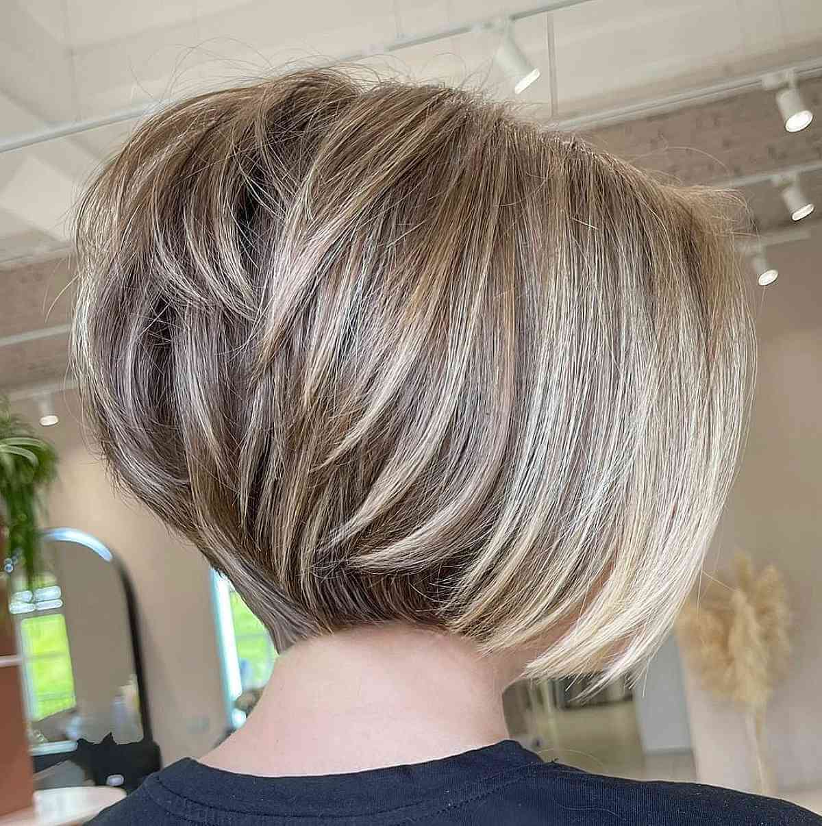 Stacked and Inverted Layered Bob