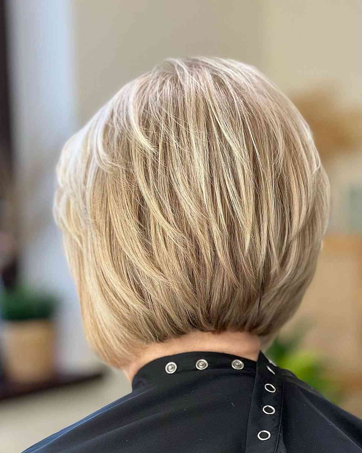 Stacked Blonde Bob Cut with Layers