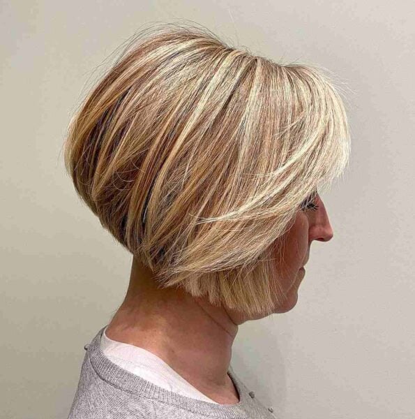 60+ Trendiest Layered Bob Haircut Ideas of 2024