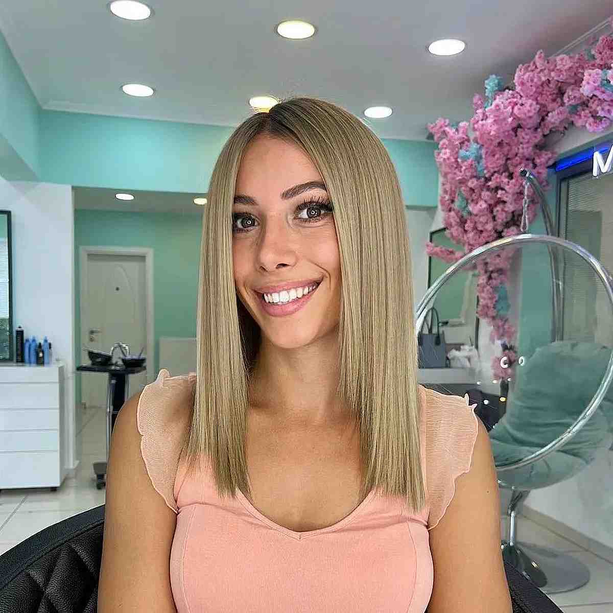 Straight Blonde Balayage for Fine Hair
