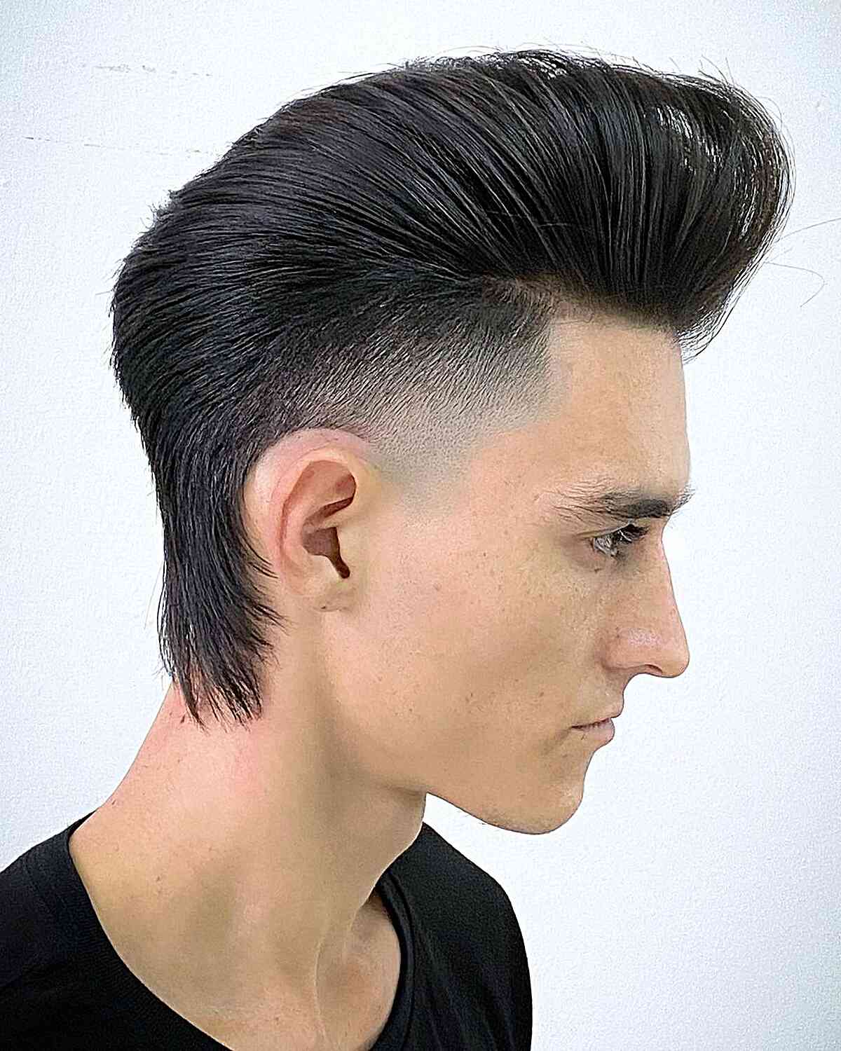 Straight Voluminous Pomp with Shaved Temple and Longer Hair at Nape Area