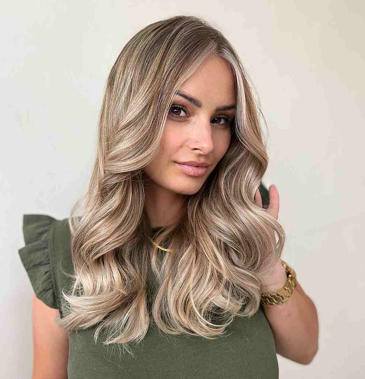 Stunning Blonde Balayage Straight Hair with Curled Ends