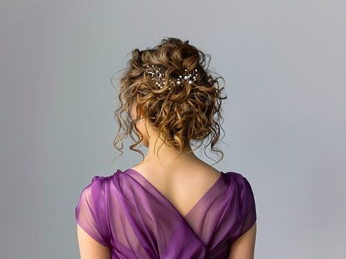 Stunning bridesmaid hairstyles for natural curly hair