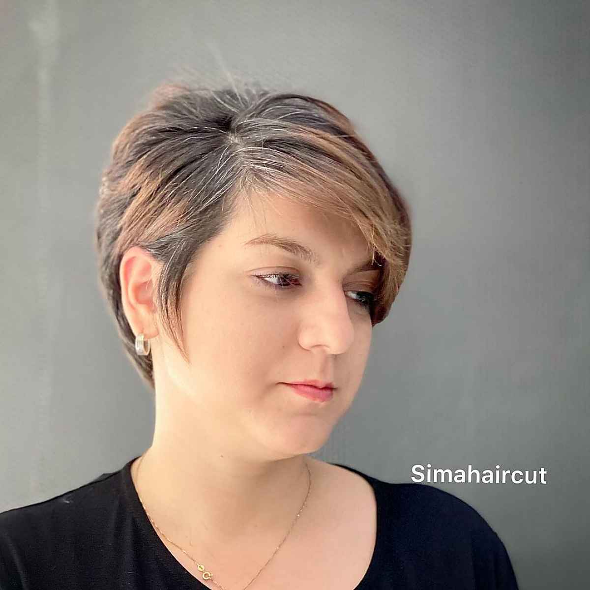 Tapered Pixie Haircut for Ladies with Double Chins