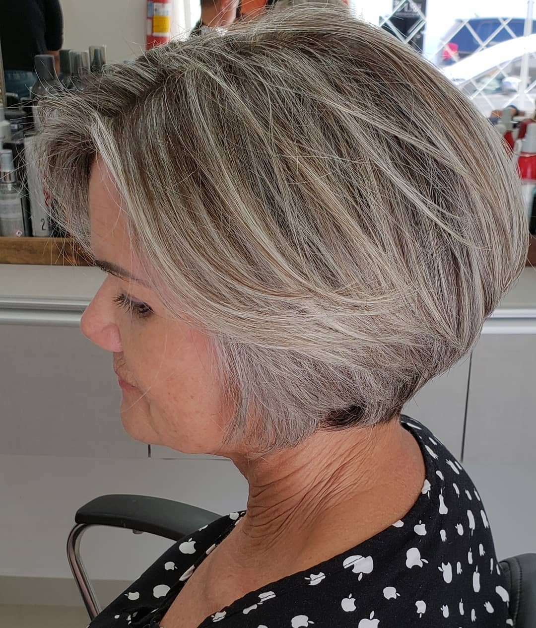 The 4 Best Youthful Hairstyles and Haircuts for Older Women