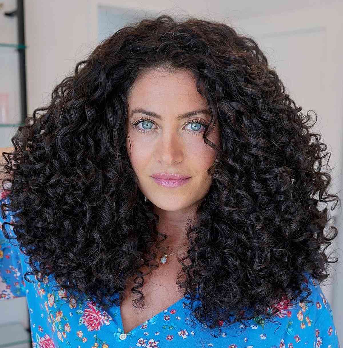 The Fullest Thick Curls for Medium-Length Hair